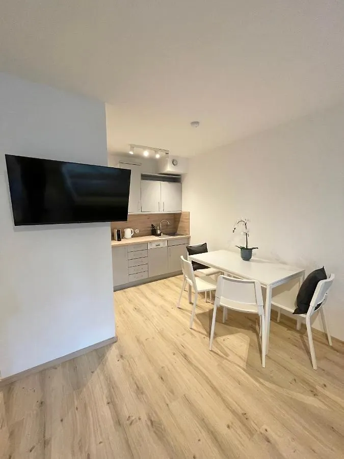 Ferienwohnung #Family & Friends# Ruhig, Gruen, Gleich In Der City Wien Apartment