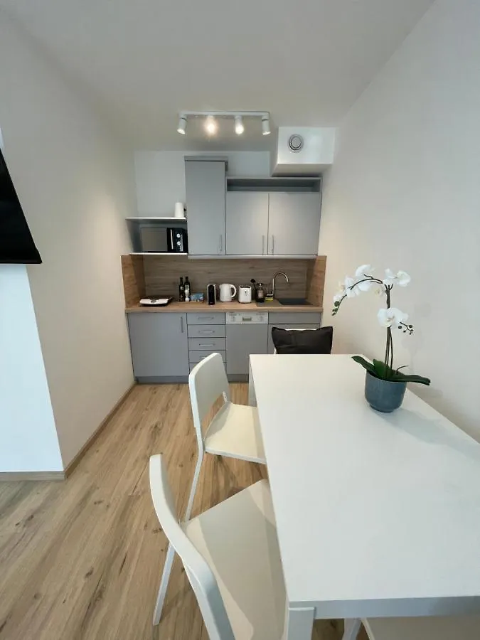 Ferienwohnung #Family & Friends# Ruhig, Gruen, Gleich In Der City Wien Österreich